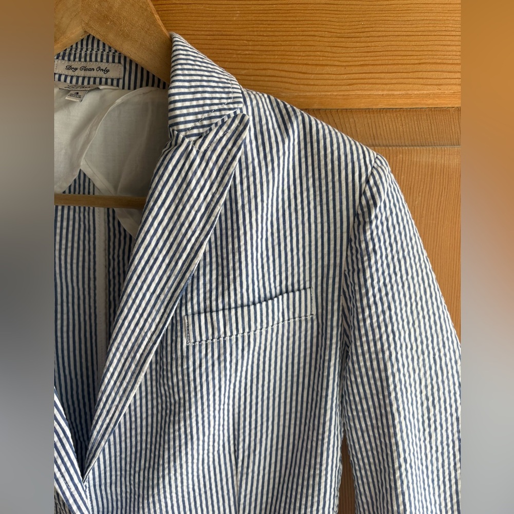 2-Piece L.L. Bean Navy and White Striped Blazer and Shorts Set size 4 - Picture 4 of 16